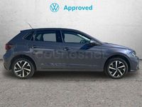 Usado VW Polo Life 95 CV (69 kW) 2021 Gris / plata Utilitario
