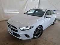 Usado Mercedes A180 Advantage 116 CV (85 kW) 2020 Blanco Berlina