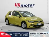 Usado VW Golf VIII Life 150 CV (110 kW) 2020 Amarillo Berlina