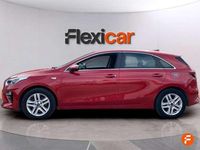 Käytetty Kia Ceed 120 HP (88 kW) 2021 Vihreä Viistoperä