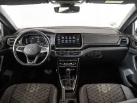Usado VW T-Cross R-line 115 CV (84 kW) 2025 Gris / plata SUV