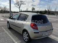 Usado Renault Clio II Privilege 105 CV (77 kW) 2007 Beige Berlina