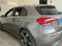 Usado Mercedes A250 224 CV (164 kW) 2018 Gris / plata Berlina