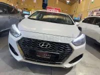 Usado Hyundai i40 115 CV (84 kW) 2019 Blanco Berlina