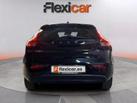 Usado Volvo V40 Momentum 122 CV (89 kW) 2018 Negro Familiar