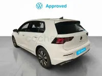 Usado VW Golf VIII Life 116 CV (85 kW) 2025 Blanco Berlina