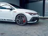 Usado VW Golf VII GTI Clubsport 301 CV (221 kW) 2021 Blanco Utilitario