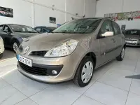 Usado Renault Clio II Authentique 75 CV (55 kW) 2008 Beige Berlina
