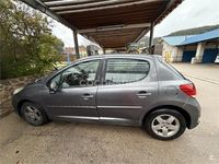 Usado Peugeot 207 70 CV (51 kW) 2011 Azul Berlina