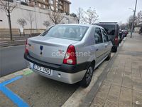 Usado Dacia Logan Lauréate 90 CV (66 kW) 2009 Gris / plata Berlina