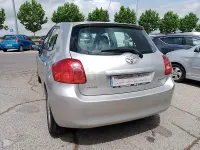 Usado Toyota Auris Active 90 CV (66 kW) 2009 Gris / plata Utilitario