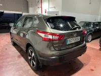 Usado Nissan Qashqai N-Connecta 110 CV (80 kW) 2017 Marrón SUV