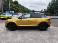 Usado VW T-Roc Sportline 150 CV (110 kW) 2021 Amarillo SUV