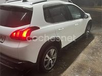 Usado Peugeot 2008 Allure 130 CV (95 kW) 2018 Blanco SUV