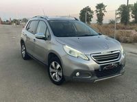 Usado Peugeot 2008 Access 82 CV (60 kW) 2016 Plateado SUV