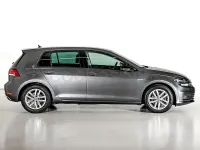 Usado VW Golf VIII Advance 130 CV (95 kW) 2020 Gris / plata Berlina