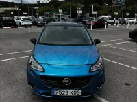 Usado Opel Corsa Color Edition 100 CV (73 kW) 2017 Azul Utilitario