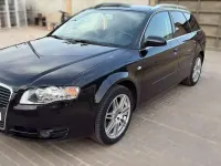 Usado Audi A4 140 CV (102 kW) 2005 Negro Familiar