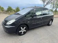 Usado Citroën Xsara Picasso Exclusive 110 CV (80 kW) 2006 Negro Monovolumen