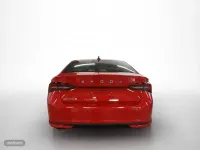 Usado Skoda Octavia 116 CV (85 kW) 2025 Rojo Berlina