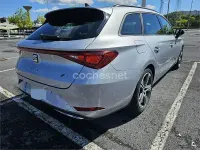 Usado Seat Leon FR 150 CV (110 kW) 2022 Gris / plata Familiar