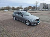 Usado Mercedes C350 Avantgarde 231 CV (169 kW) 2009 Gris Familiar