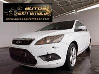Usado Ford Focus Trend 109 CV (80 kW) 2009 Blanco Berlina