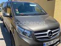 Usado Mercedes V200 Avantgarde 136 CV (100 kW) 2014 Granate Monovolumen