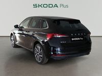 Usado Skoda Scala 116 CV (85 kW) 2024 Negro Utilitario