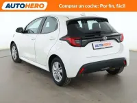 Usado Toyota Yaris Edition 125 CV (91 kW) 2022 Blanco Utilitario