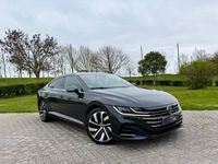 Usado VW Arteon R-line 150 CV (110 kW) 2023 Gris / plata Berlina