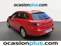 Usado Seat Leon ST Style 150 CV (110 kW) 2015 Rojo Familiar