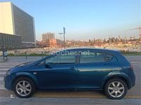 Usado Seat Leon Reference 140 CV (102 kW) 2006 Azul Utilitario