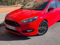 Usado Ford Focus ST-Line 125 CV (91 kW) 2018 Rojo Berlina