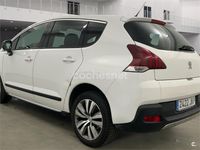 Usado Peugeot 3008 Style 130 CV (95 kW) 2015 Blanco Familiar