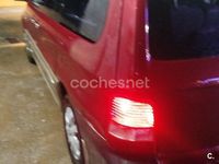 Usado Kia Carnival EX 150 CV (110 kW) 2005 Rojo Monovolumen