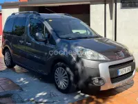 Usado Peugeot Partner Tepee Outdoor 90 CV (66 kW) 2009 Marrón Monovolumen