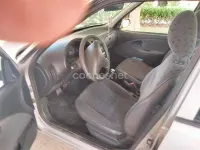 Usado Citroën Saxo 58 CV (42 kW) 2001 Gris / plata Utilitario