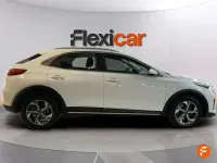 Begagnad Kia XCeed 100 HK (73 kW) 2024 Vit SUV