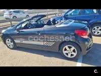 Usado Peugeot 207 CC Roland Garros 120 CV (88 kW) 2012 Negro Descapotable