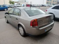 Usado Opel Vectra Comfort 125 CV (91 kW) 2003 Beige Berlina