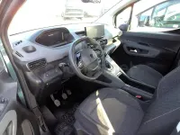 Usado Peugeot Rifter Allure 100 CV (73 kW) 2025 Azul Monovolumen