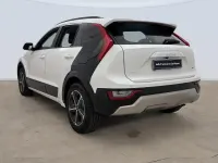 Usado Kia Niro 183 CV (134 kW) 2024 Blanco SUV