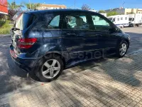 Usado Mercedes B200 140 CV (102 kW) 2006 Azul Monovolumen
