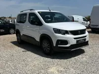 Usado Peugeot Rifter Active 102 CV (75 kW) 2022 Blanco Monovolumen