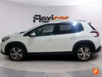 Usado Peugeot 2008 Active 102 CV (75 kW) 2019 Blanco SUV