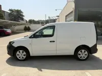 Usado VW Caddy 122 CV (89 kW) 2022 Blanco Monovolumen
