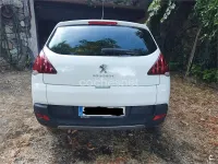 Usado Peugeot 3008 Allure 120 CV (88 kW) 2014 Blanco Familiar