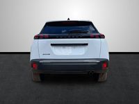 Usado Peugeot 2008 Active 145 CV (106 kW) 2024 Gris SUV