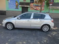 Usado Opel Astra Enjoy 90 CV (66 kW) 2007 Gris / plata Berlina